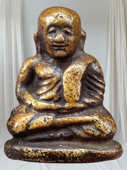 หลวงพ่อเงิน พิมพ์นิยม (มีหลายองค์ให้เลือก)