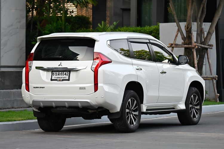 Mitsubishi Pajero Sport 2016 2.4 GT Premium 4WD Utility-car ดีเซล ไม่ติดแก๊ส เกียร์อัตโนมัติ ขาว รูปที่ 4