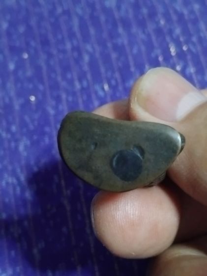 หลวงพ่อเงินบางคลาน พระพิมพ์เล็ก มีกริ่ง กรุวัดท่ามะไฟ พิจิตร ประมาณปี 2460 ขนาด 2.5 x 3.5 ซม. เนื้อทองเหลืองเก่า ของแท้เนื้อจะดูเก่า ซึ้งต รูปที่ 5