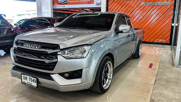 รถ Isuzu D-MAX 1.9 S สี บรอนซ์เงิน
