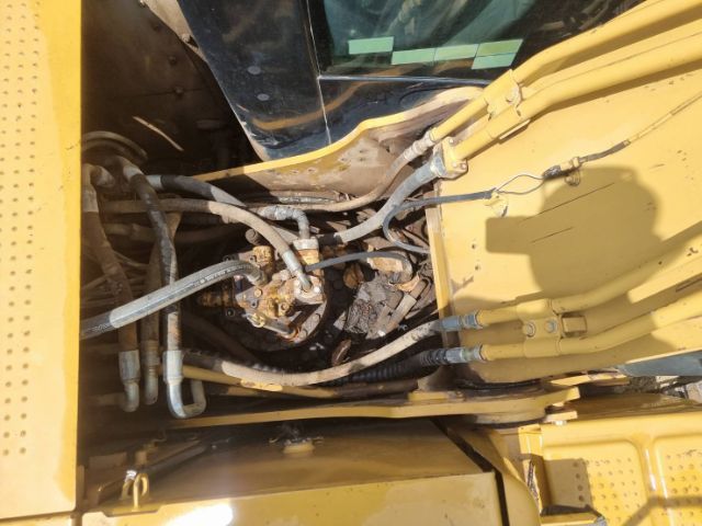 CAT 320D v2 รถพร้อมใช้งาน รูปที่ 17