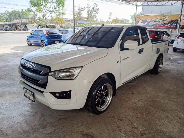 รถ Isuzu D-MAX 1.9 S สี ขาว