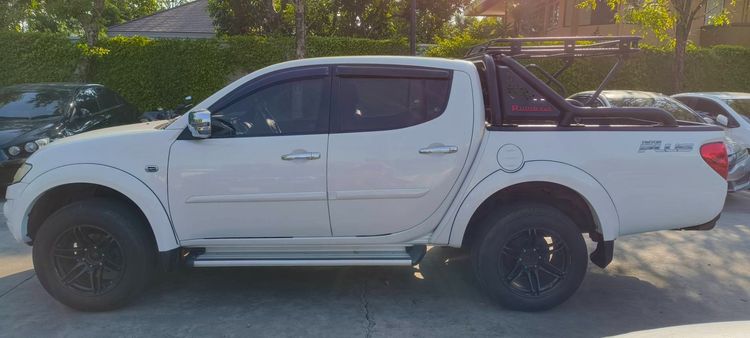 Mitsubishi Triton 2013 2.4 CNG Pickup เบนซิน NGV เกียร์ธรรมดา ขาว รูปที่ 2