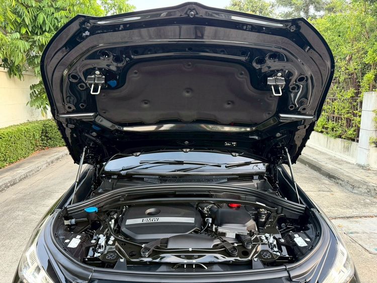 BMW X1 2023 2.0 sDrive20i M Sport Sedan เบนซิน ไม่ติดแก๊ส เกียร์อัตโนมัติ ดำ รูปที่ 2