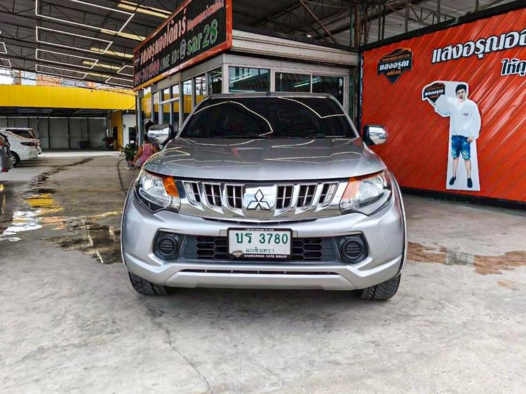 Mitsubishi Triton 2015 All New Mega Cab 2.5 GLX Pickup ดีเซล ไม่ติดแก๊ส เกียร์ธรรมดา บรอนซ์เงิน รูปที่ 2