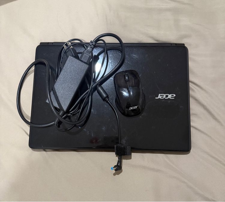 Acer Aspire E1-410 รูปที่ 2