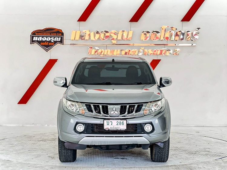 Mitsubishi Triton 2017 All New Mega Cab 2.4 GLS Plus Pickup ดีเซล ไม่ติดแก๊ส เกียร์ธรรมดา เทา รูปที่ 2