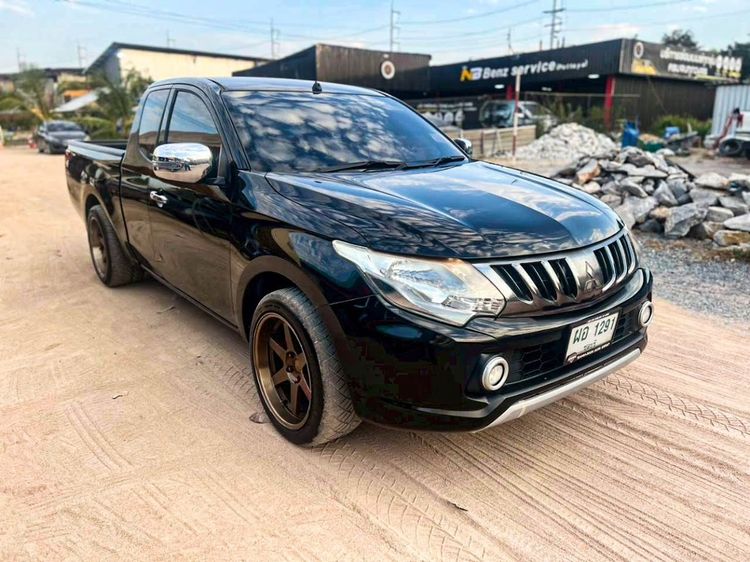 Mitsubishi Triton 2017 All New Mega Cab 2.5 GLX Pickup ดีเซล ไม่ติดแก๊ส เกียร์ธรรมดา ดำ รูปที่ 3