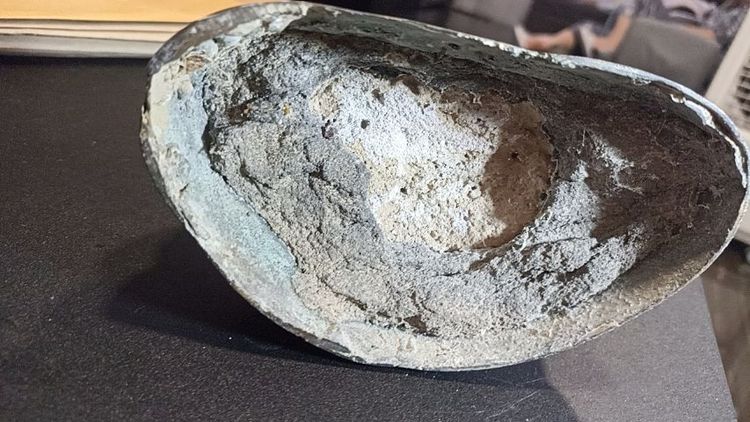 พระบูชาก้วาง6"สูง9" พ่อเชียงแสนสิงห์1สายเหนือแถมเหรียญกลมปี39พ่อคูณ