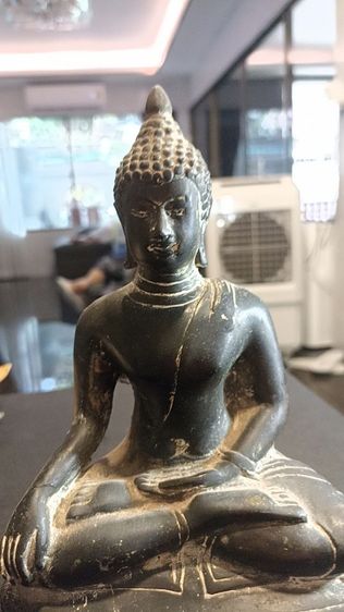 พระบูชาก้วาง6"สูง9" พ่อเชียงแสนสิงห์1สายเหนือแถมเหรียญกลมปี39พ่อคูณ รูปที่ 8