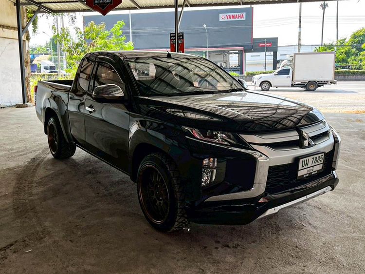 Mitsubishi Triton 2019 All New Mega Cab 2.5 GLX Pickup ดีเซล ไม่ติดแก๊ส เกียร์ธรรมดา ดำ รูปที่ 3