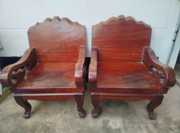 เก้าอี้ไม้มะค่าแผ่นเดียว