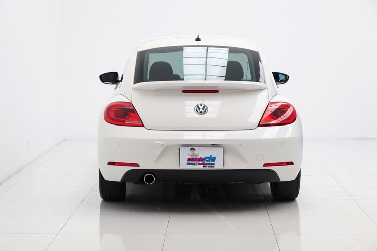 Volkswagen Beetle 2013 1.2 TSi Sedan เบนซิน ไม่ติดแก๊ส เกียร์อัตโนมัติ ขาว รูปที่ 2
