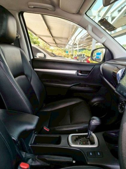 Toyota Hilux Revo 2021 2.4 Prerunner Mid ดีเซล เกียร์อัตโนมัติ ขาว รูปที่ 4