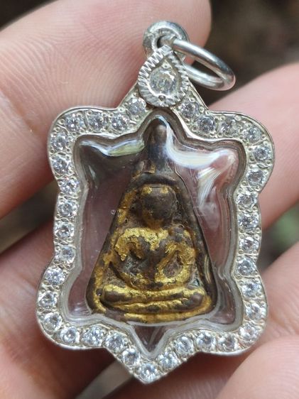 หลวงพ่อเงินวัดบางคลาน