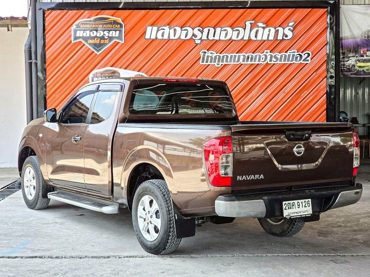 Nissan NP300-NAVARA 2017 2.5 S Pickup ดีเซล ไม่ติดแก๊ส เกียร์ธรรมดา น้ำตาล รูปที่ 4