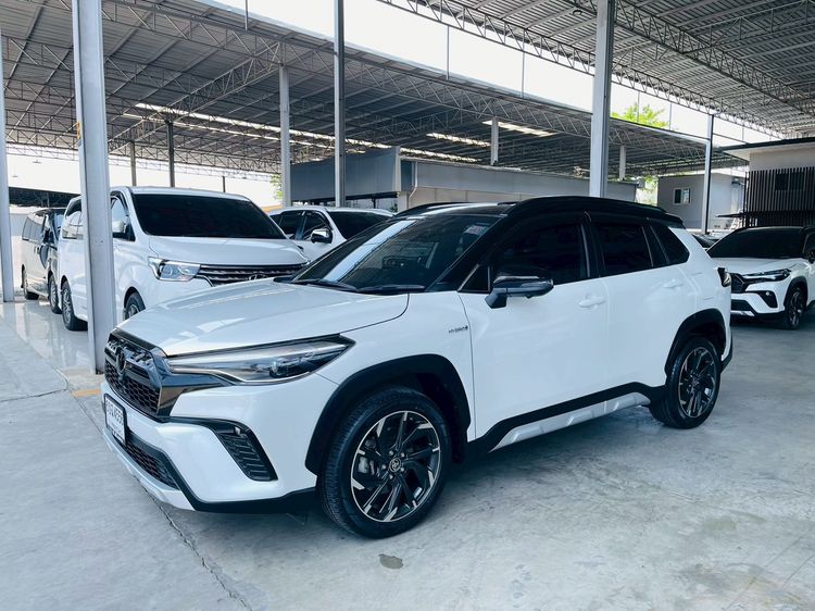 รถ Toyota Corolla Cross 1.8 Hybrid Premium Safety GR Sport สี ขาว