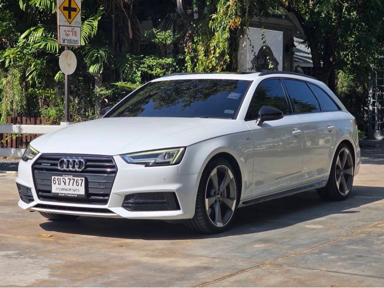 Audi Audi A4  2018 2.0 Sedan เบนซิน ไม่ติดแก๊ส เกียร์อัตโนมัติ ขาว รูปที่ 3