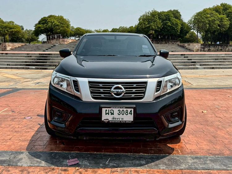 Nissan NP300-NAVARA 2018 2.5 S Pickup ดีเซล ไม่ติดแก๊ส เกียร์ธรรมดา ดำ รูปที่ 2