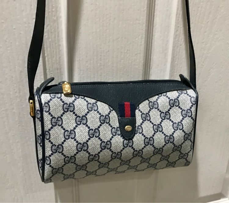 หญิง หลากสี หนังเทียม Gucci ของแท้ สายยาว สภาพดี