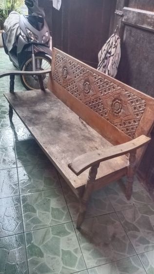 โซฟาไม้เก่า 1300