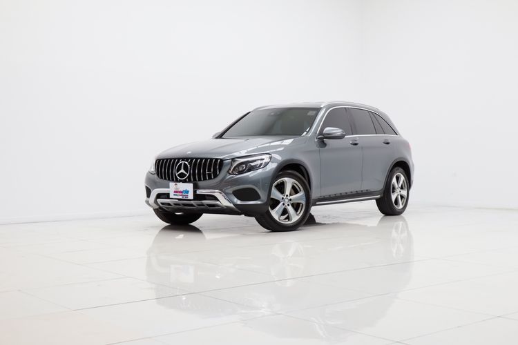 รถ Mercedes-Benz GLC-Class GLC250 สี เทา