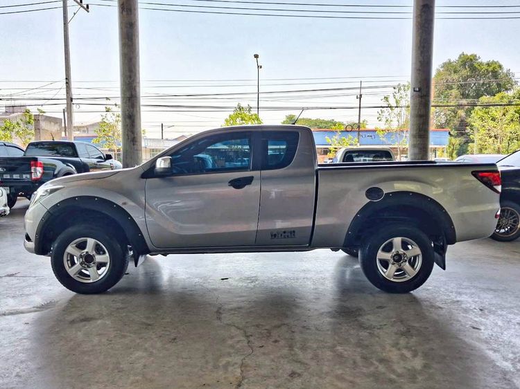 Mazda BT-50 Pro 2019 2.2 Hi-Racer Pickup ดีเซล ไม่ติดแก๊ส เกียร์ธรรมดา บรอนซ์เงิน รูปที่ 3