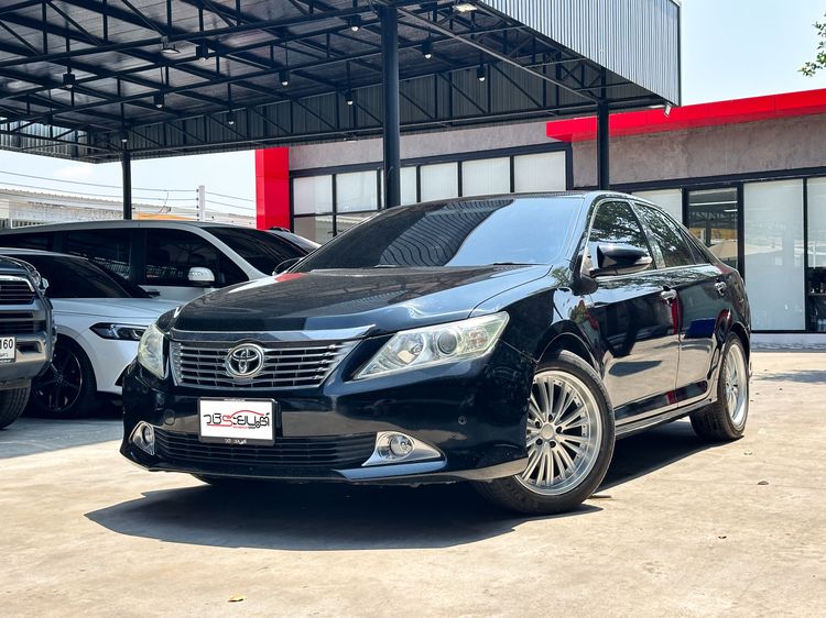รถ Toyota Camry 2.5 G สี ดำ