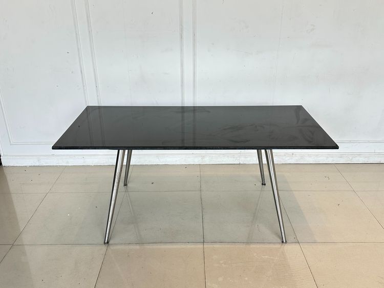 โต๊ะทานอาหาร ท็อปหินอ่อนสีดำ แผ่นรองเหล็ก ขาสแตนเลส  รูปที่ 2