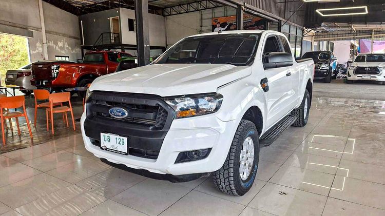 รถ Ford Ranger 2.2 Hi-Rider XL Plus สี ขาว
