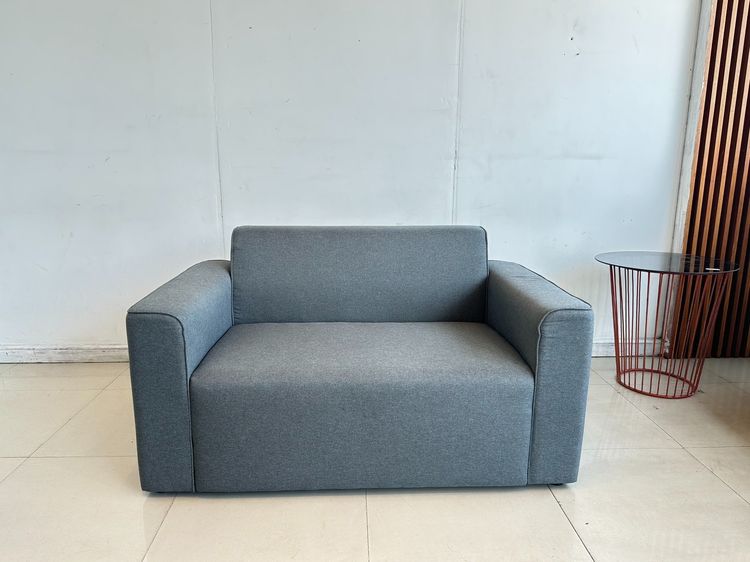 โซฟา 2 ที่นั่ง แบรนด์ WARMER เบาะผ้าสีเทา