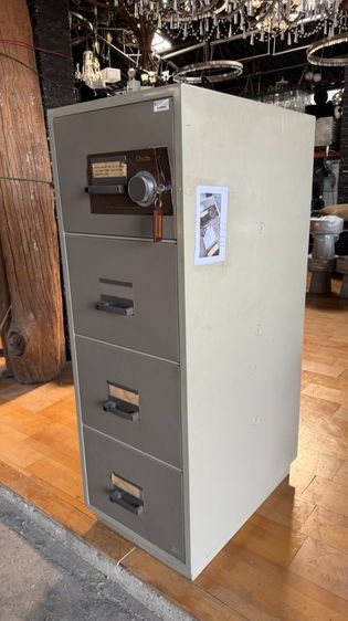 ตู้เซฟ 4 ช่องลิ้นชัก แบรนด์ CHUBB (ตัวที่ 1)   รูปที่ 2