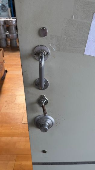 ตู้เซฟ แบรนด์ CHUBB serial.no K3185  รุ่นนี้หายาก เก็บหน้าบานได้  รูปที่ 4