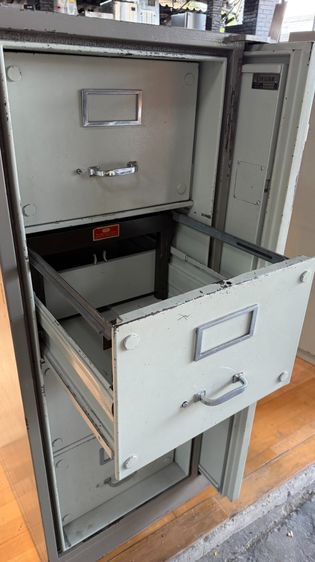 ตู้เซฟ แบรนด์ CHUBB serial.no K3185  รุ่นนี้หายาก เก็บหน้าบานได้  รูปที่ 7