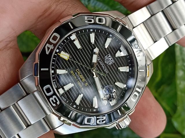 Tag Heuer Aquaracer Calibre 5 Black Ceramic WAY201A🇨🇭🇨🇭
  รูปที่ 7