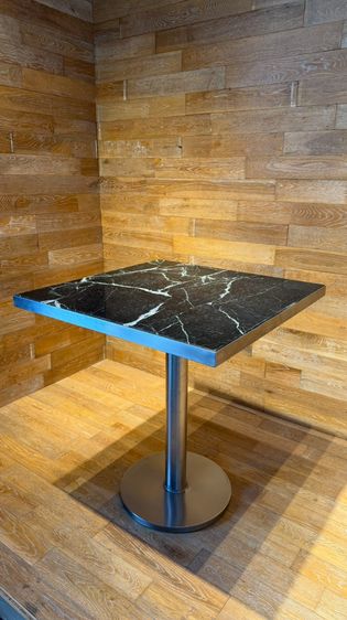 โต๊ะทานอาหาร ท็อปหินอ่อน ขาสแตนเลส รูปที่ 3