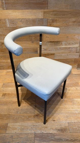  เก้าอี้ เบาะผ้าสีเทา ขาเหล็กสีดำ รูปที่ 5