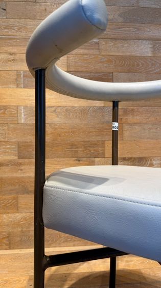  เก้าอี้ เบาะผ้าสีเทา ขาเหล็กสีดำ รูปที่ 4