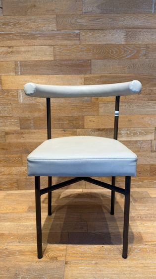  เก้าอี้ เบาะผ้าสีเทา ขาเหล็กสีดำ รูปที่ 2