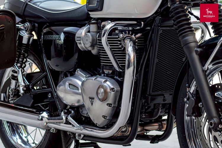 Triumph Bonneville T120 ปี2018 มือเดียว สีทูโทน วิ่งน้อย6,000Km. รูปที่ 8