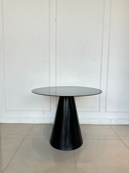 โต๊ะคอฟฟี่เทเบิ้ล ท็อปทรงกลม โครงเหล็ก ขาทรงกรวย 