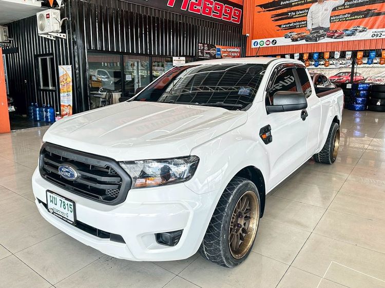 รถ Ford Ranger 2.2 XL สี ขาว