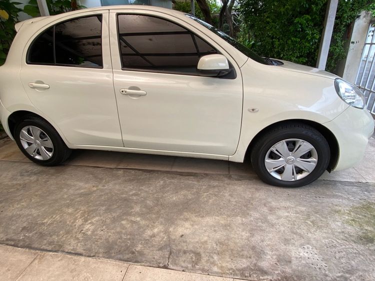 Nissan March 2017 1.2 EL Sedan เบนซิน ไม่ติดแก๊ส เกียร์อัตโนมัติ ขาว รูปที่ 4