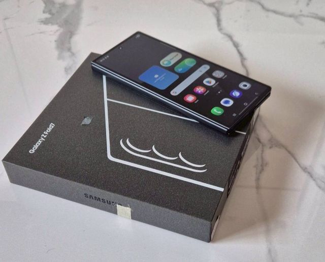 😊Samsung Galaxy Z Fold 7   512GB  เครื่องใหม่มีตำหนิ ของแท้ ศูนย์ไทย  มีประกัน  รูปที่ 3