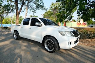 TOYOTA VIGO 2.5E VnTurbo เกียร์ธรรมดา ปี 2012