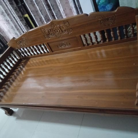 ไม้สักเก่าแผ่นเดียวหนา 2 นิ้ว" และ "งานเก่าเข้าไม้ลูกฟัก

 รูปที่ 8