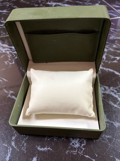 กล่องนาฬิกา TITONI รูปที่ 2