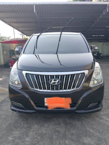 Hyundai H-1  2018 2.5 Elite Plus Van ดีเซล เกียร์อัตโนมัติ น้ำตาล รูปที่ 4