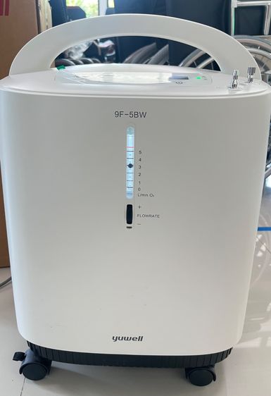 เครื่องผลิตออกซิเจนระบบไฟฟ้า Yuwell ขนาด 5 ลิตร มือ 2 รุ่น 9F-5BW  รูปที่ 2