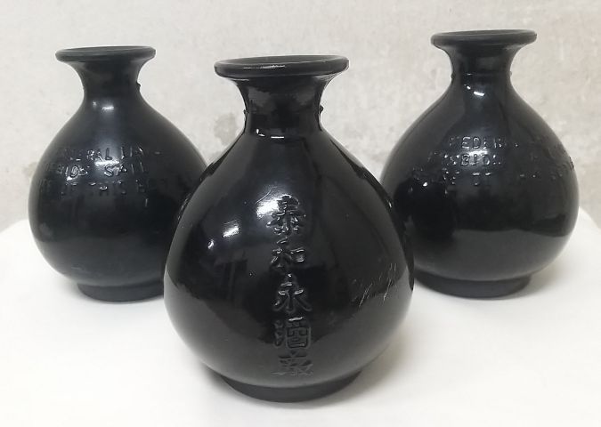 ขวดเหล้าจีนโบราณ สูง 5 นิ้ว ใบละ 350